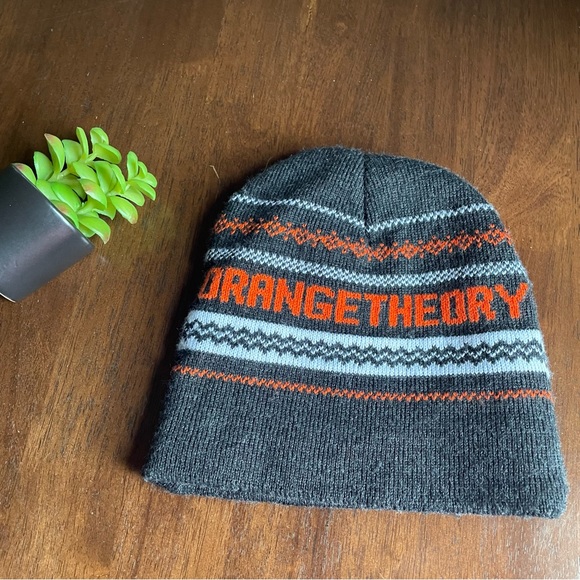Orange Theory Fitness Grey & Orange Skull Cap Winter Beanie Toque Hat - Picture 2 of 5